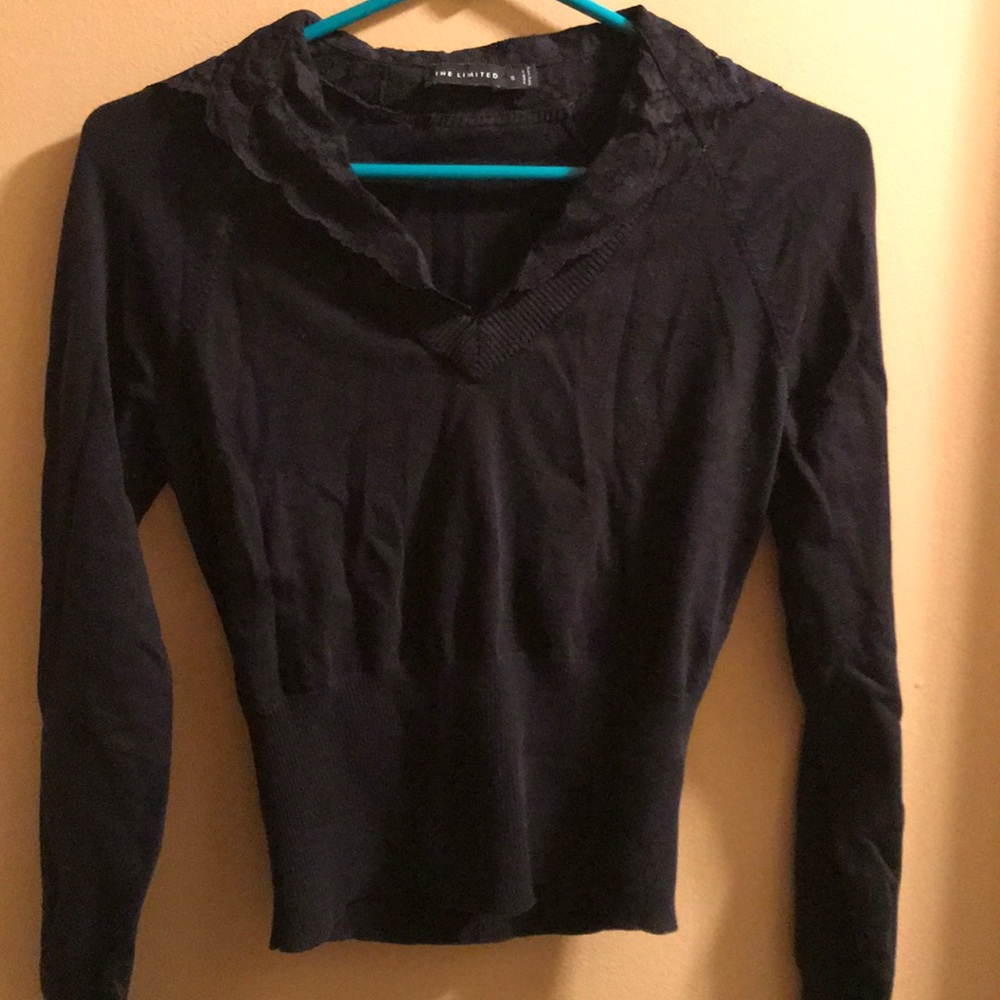 🌟SALE🌟The Limited Sweater